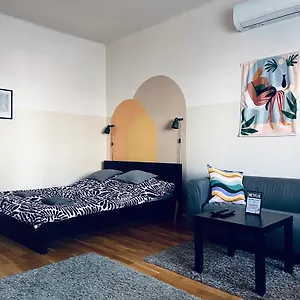  Apartman Dorothy Near Park